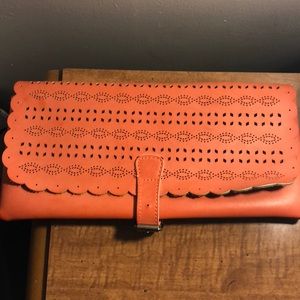 American Eagle clutch